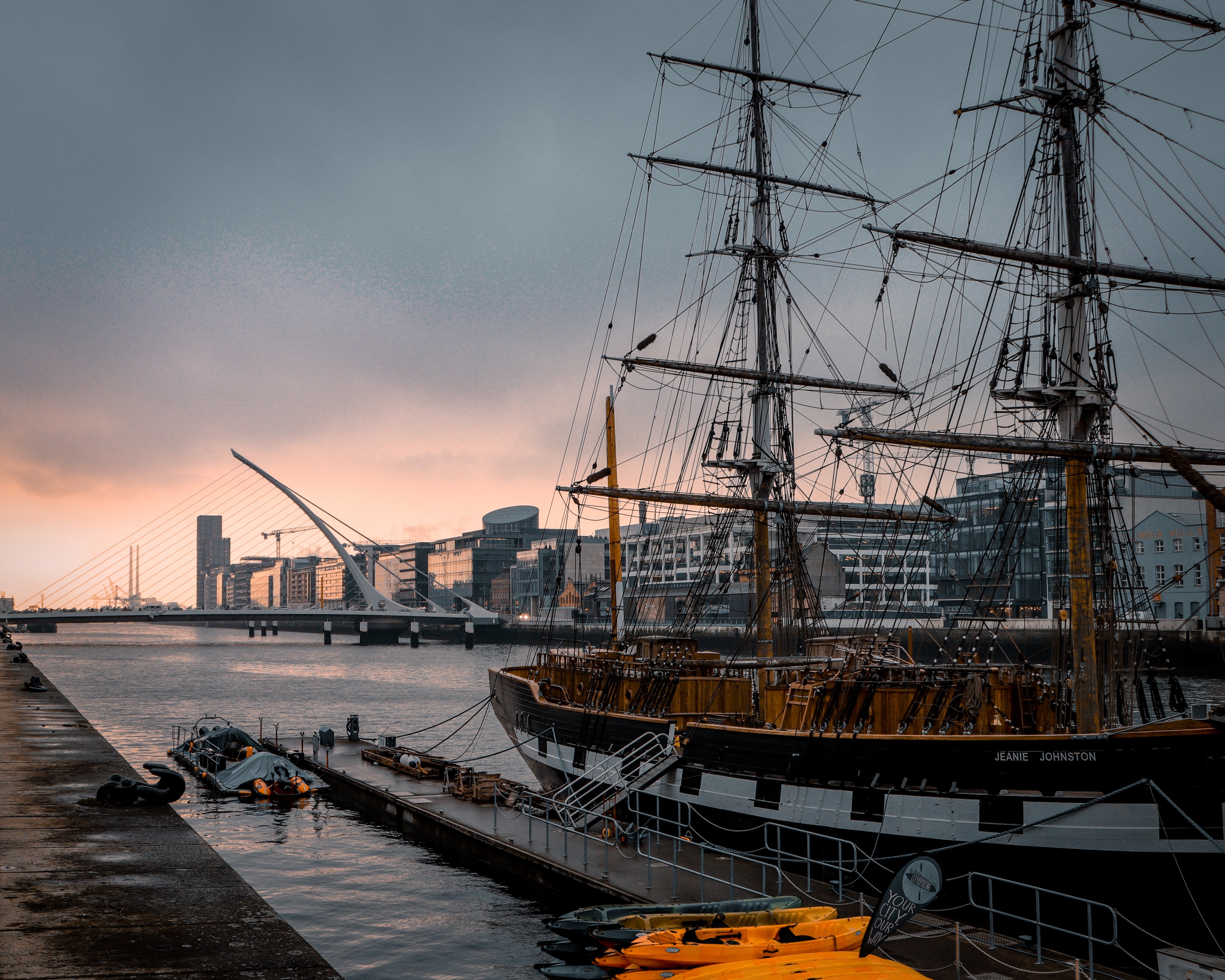 jordan-harrison-Hjgg_b-nTOw-unsplash